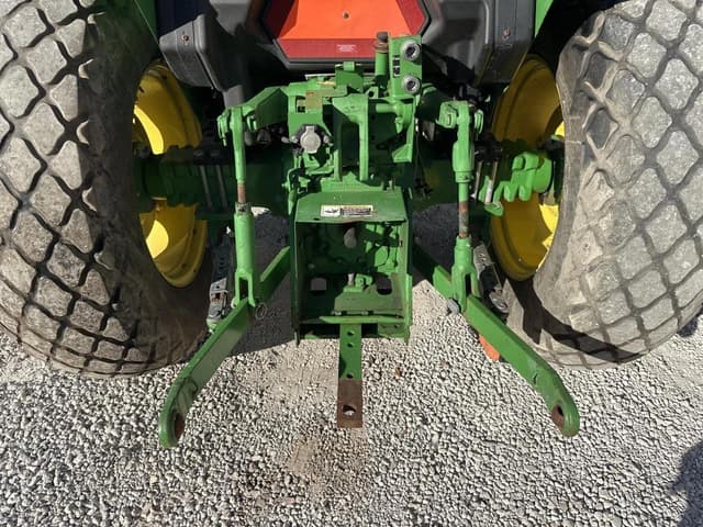 Image of John Deere 5045E equipment image 2