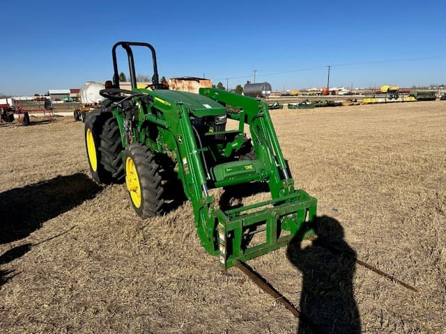 Image of John Deere 5045E equipment image 1