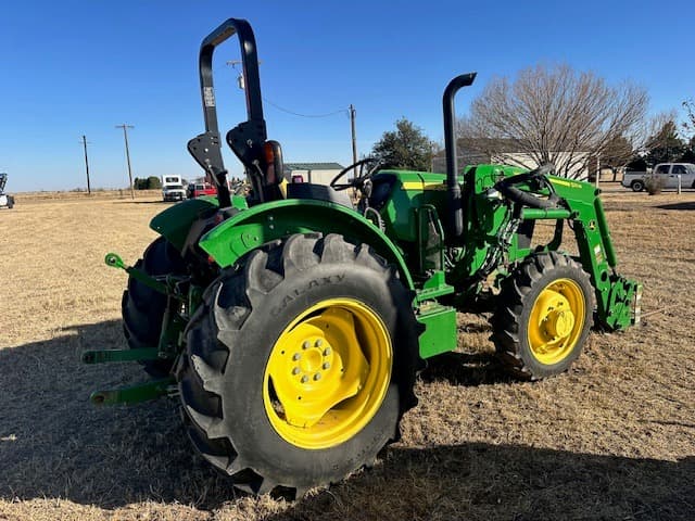 Image of John Deere 5045E equipment image 2