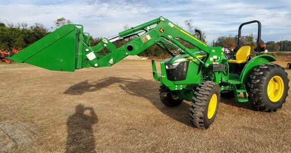 Main image John Deere 5050E