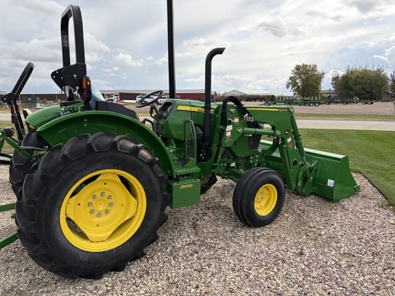 Image of John Deere 5050E equipment image 3