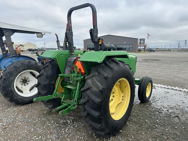 Image of John Deere 5055D equipment image 2