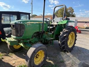 John Deere 5055D Image