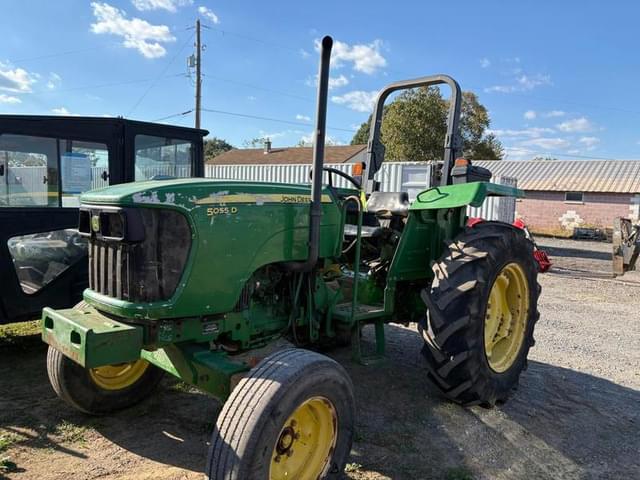 Image of John Deere 5055D equipment image 1