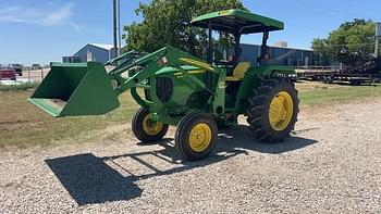 John Deere 5055D Equipment Image0