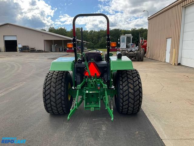 Image of John Deere 5055D equipment image 4