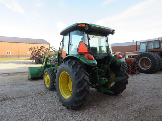Image of John Deere 5055E equipment image 2
