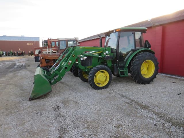 Image of John Deere 5055E equipment image 1