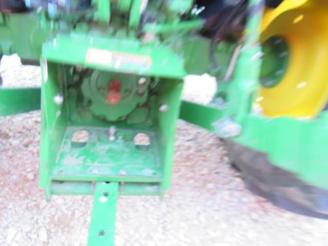 Image of John Deere 5055E equipment image 4
