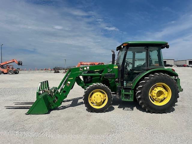 Image of John Deere 5055E equipment image 1