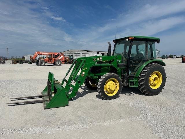 Main image John Deere 5055E