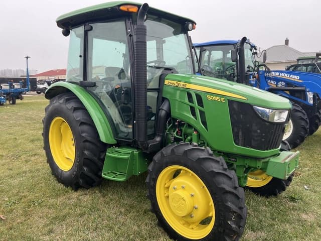 Image of John Deere 5055E equipment image 2