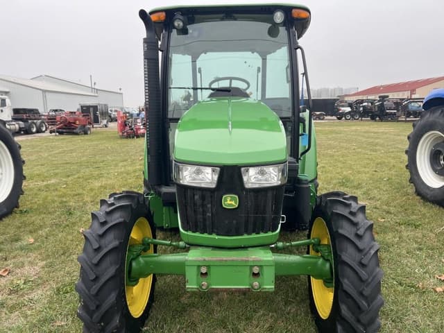 Image of John Deere 5055E equipment image 1