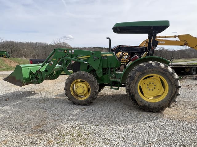 Image of John Deere 5055E equipment image 1