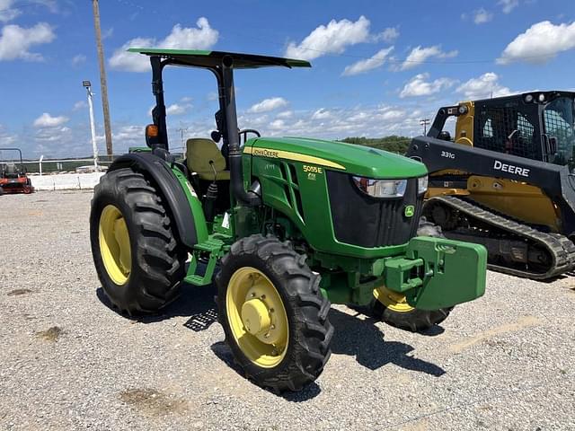 Image of John Deere 5055E equipment image 1