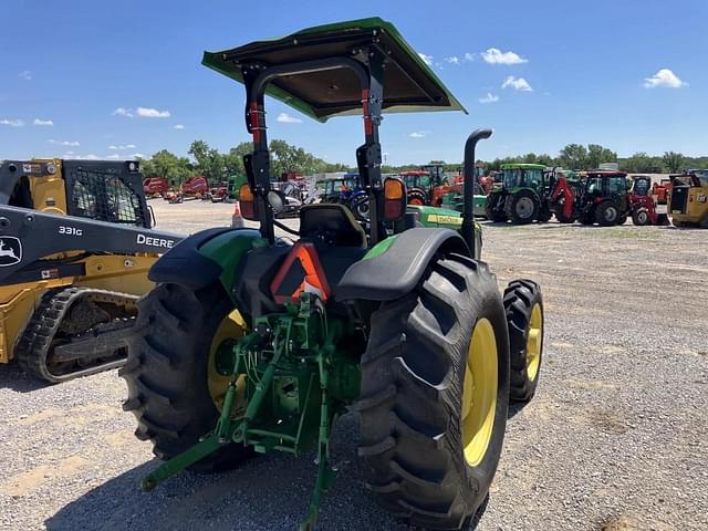 Image of John Deere 5055E equipment image 2