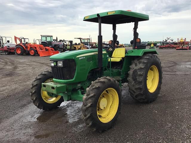 Image of John Deere 5055E equipment image 1