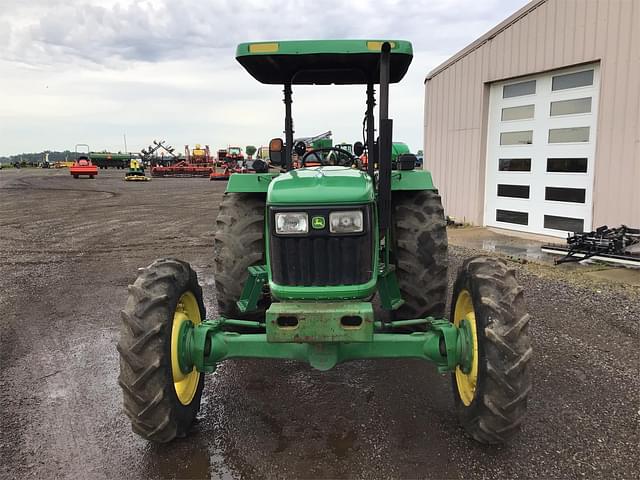 Image of John Deere 5055E equipment image 4