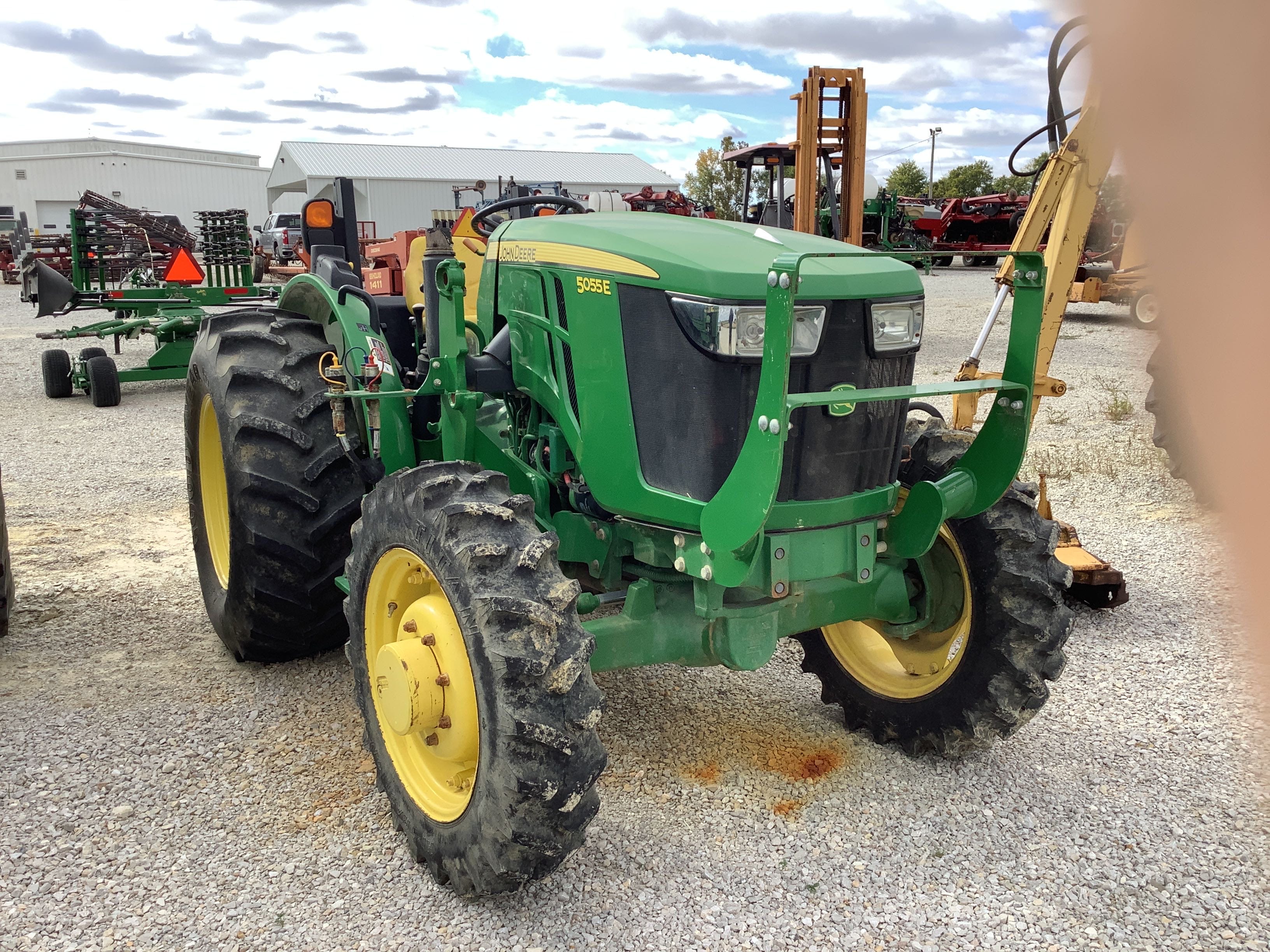 Main image John Deere 5055E