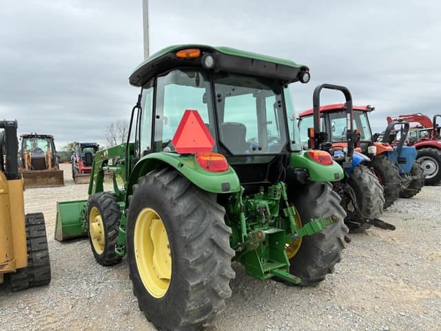 Image of John Deere 5055E equipment image 3