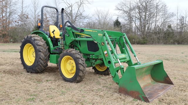 Image of John Deere 5055E equipment image 2