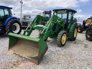 Main image John Deere 5055E