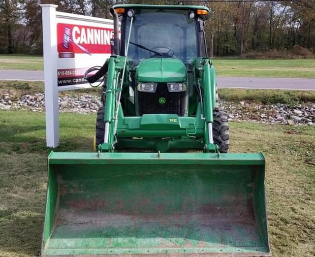 Image of John Deere 5055E equipment image 1