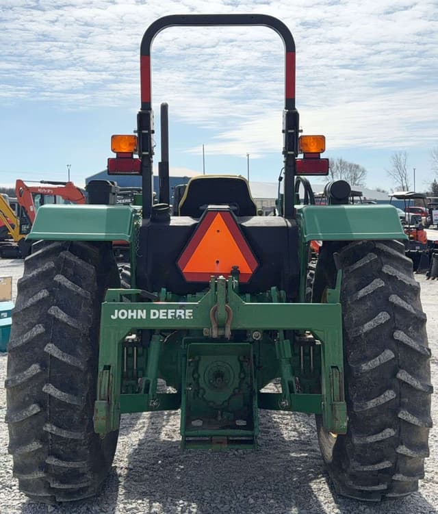 Image of John Deere 5055E equipment image 4