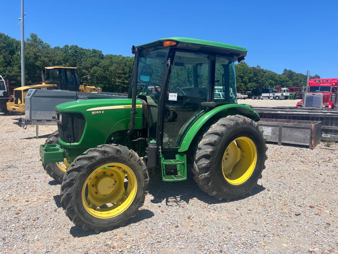 Image of John Deere 5055E Primary image