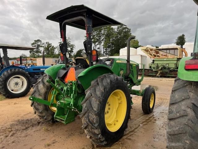 Image of John Deere 5055E equipment image 3