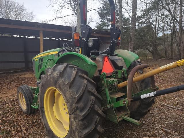 Image of John Deere 5055E equipment image 4