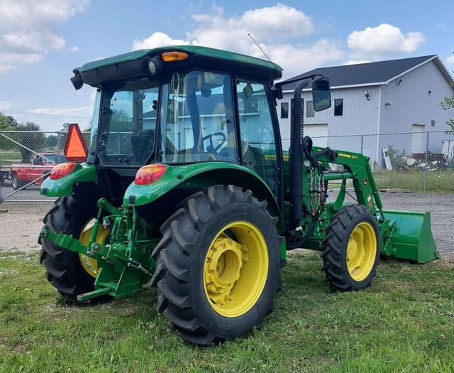 Image of John Deere 5055E equipment image 4