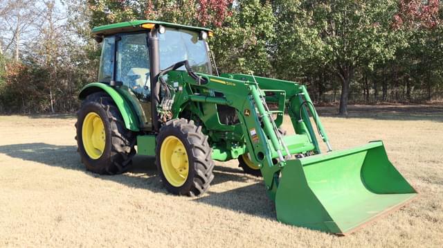 Image of John Deere 5060E equipment image 1