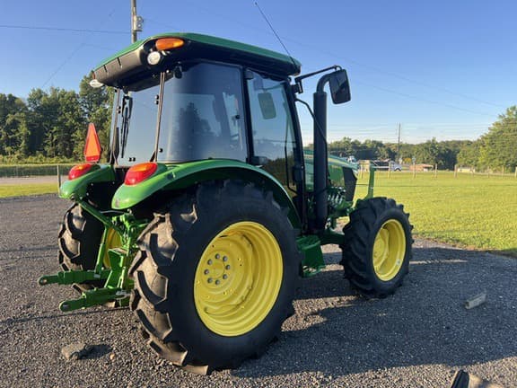 Image of John Deere 5060E equipment image 2