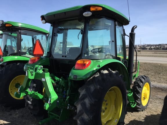 Image of John Deere 5060E equipment image 1