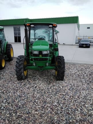 Image of John Deere 5060E equipment image 2