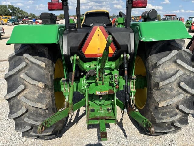 Image of John Deere 5065E equipment image 4