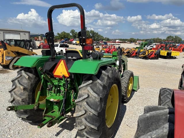 Image of John Deere 5065E equipment image 2
