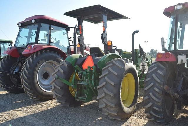 Image of John Deere 5065E equipment image 2