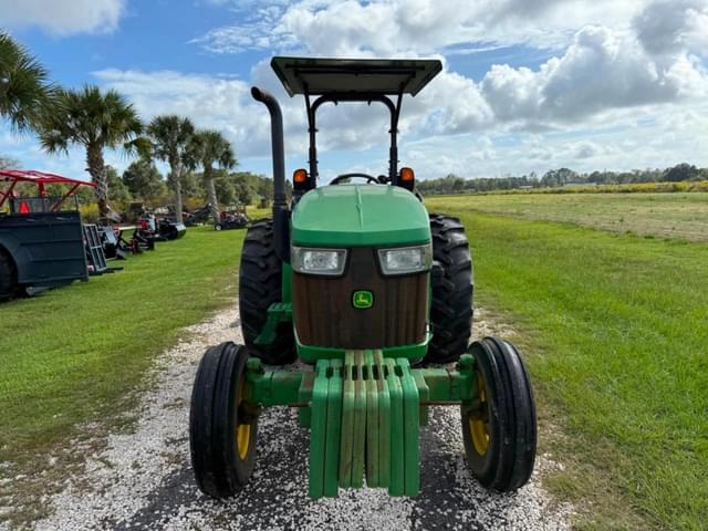Image of John Deere 5065E equipment image 2
