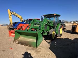 John Deere 5065E Image