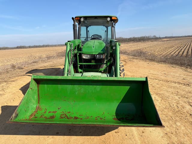 Image of John Deere 5065E equipment image 3