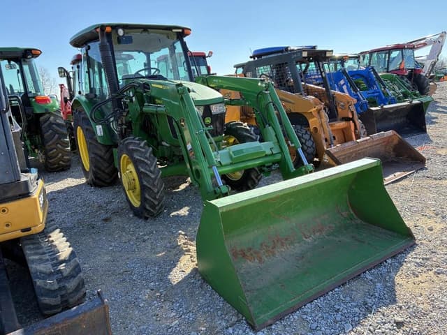 Image of John Deere 5065E equipment image 1
