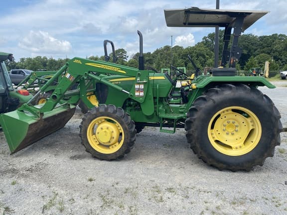 Image of John Deere 5065E equipment image 4