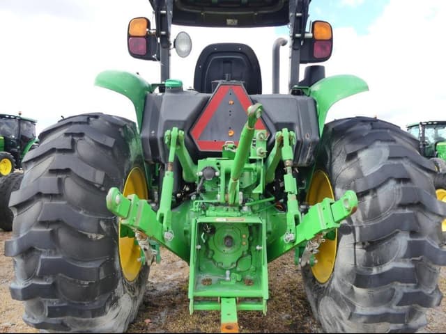 Image of John Deere 5065E equipment image 4