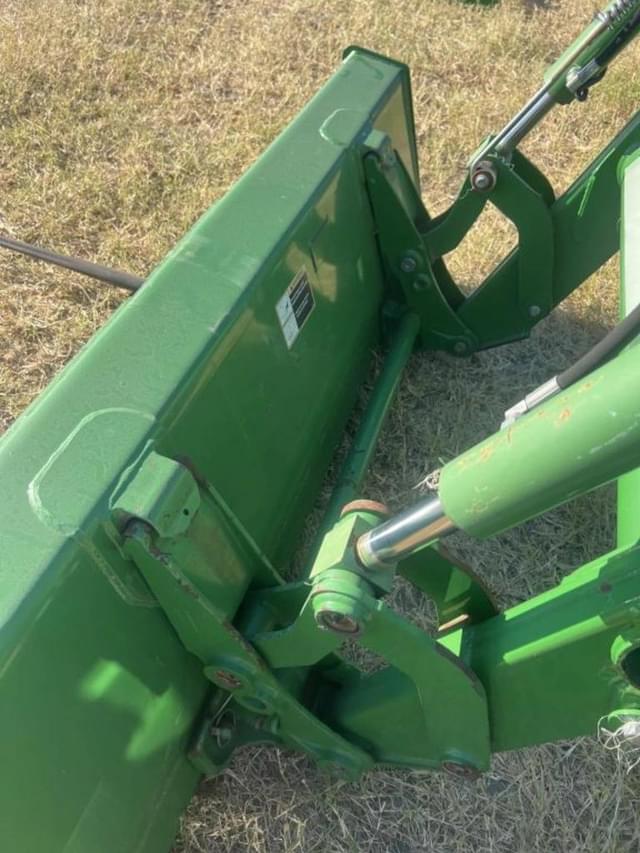Image of John Deere 5065E equipment image 4