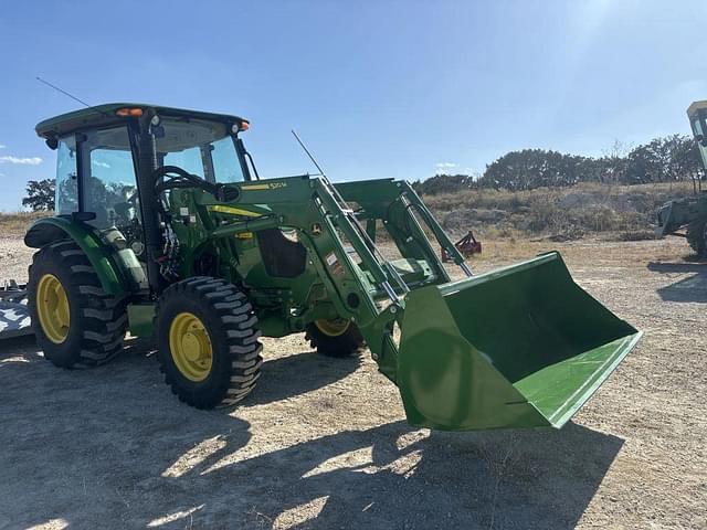 Image of John Deere 5065E equipment image 2