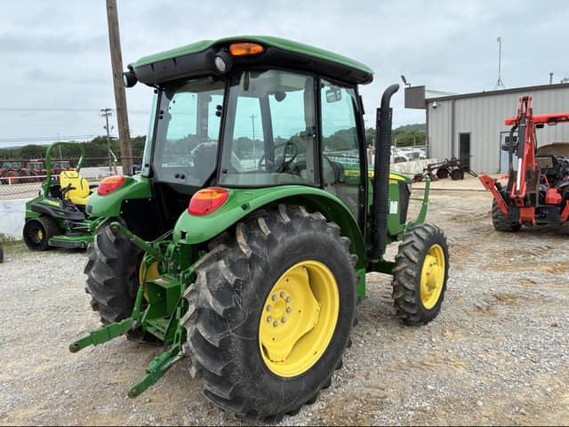 Image of John Deere 5065E equipment image 2