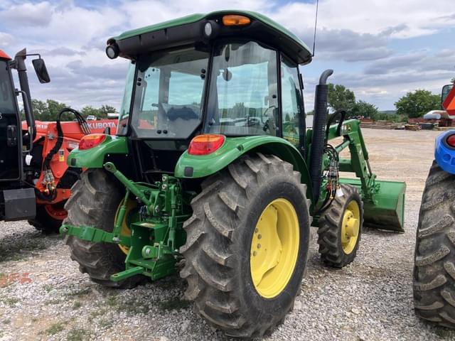 Image of John Deere 5065E equipment image 2