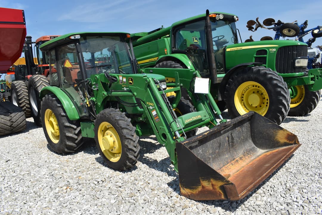 Image of John Deere 5065E Primary image